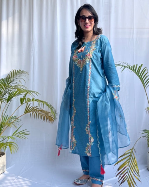 CLASSIC BLUE COTTON HAND EMBROIDERED SUIT SET